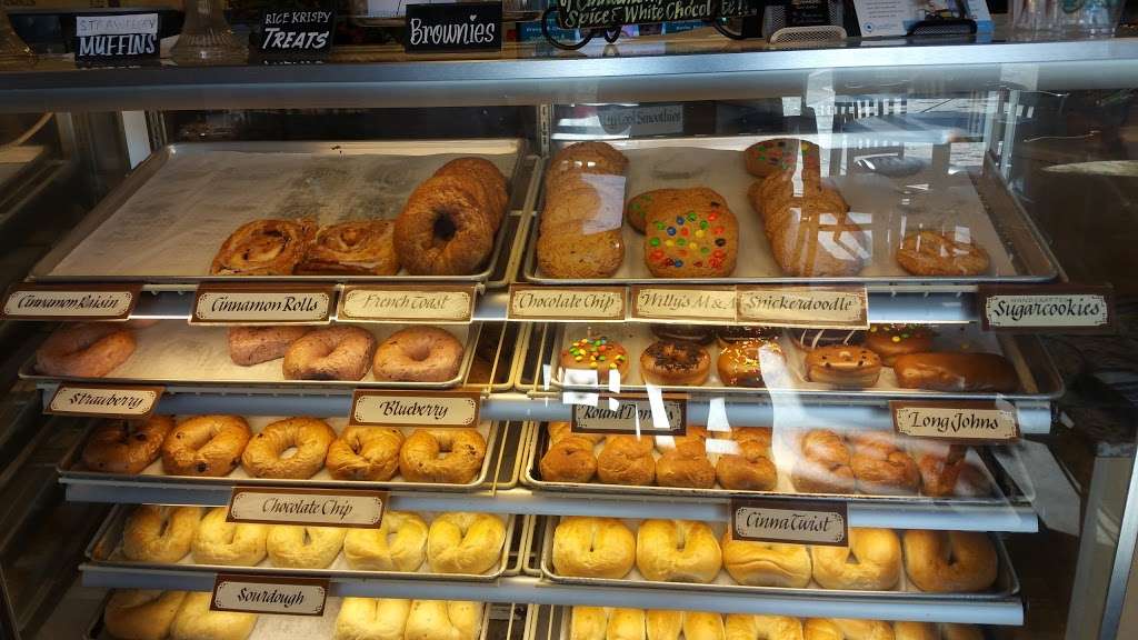 Willys Bagels & Blends | 390 W Country Club Dr # A, Brentwood, CA 94513, USA | Phone: (925) 308-7534