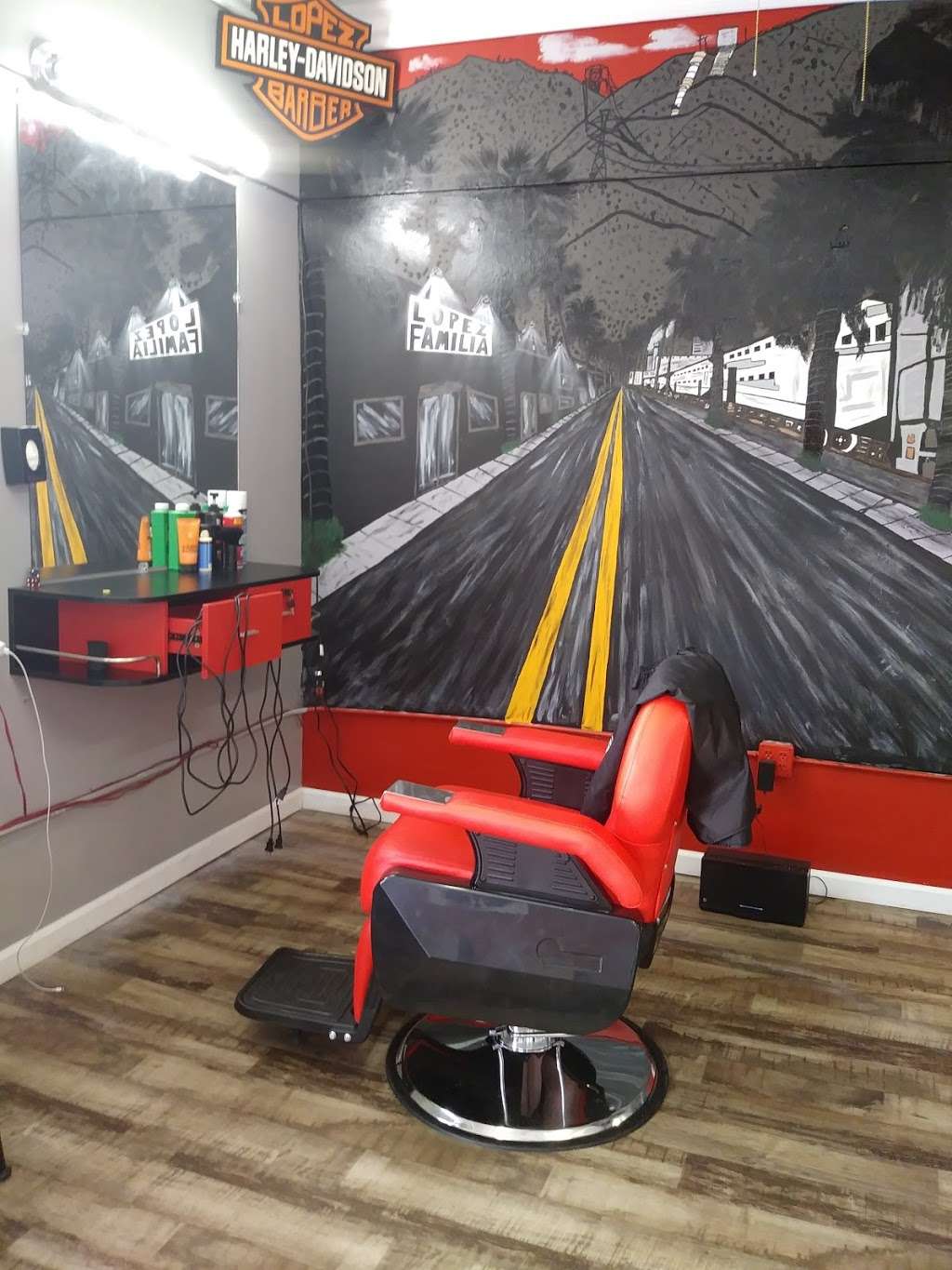 Lopez Barbershop | 13175 San Fernando Rd B, Sylmar, CA 91342 | Phone: (818) 259-0870