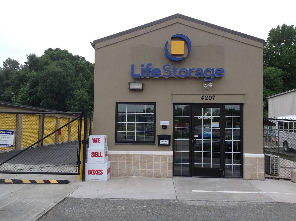 Life Storage | 4207 Hilltop Rd, Greensboro, NC 27407, USA | Phone: (336) 218-8099