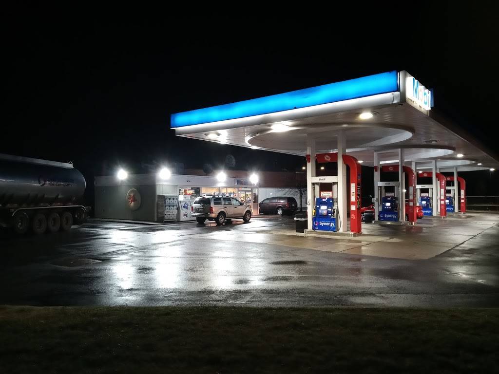 Mobil | 34980 Groesbeck Hwy, Clinton Twp, MI 48035, USA | Phone: (586) 790-0511