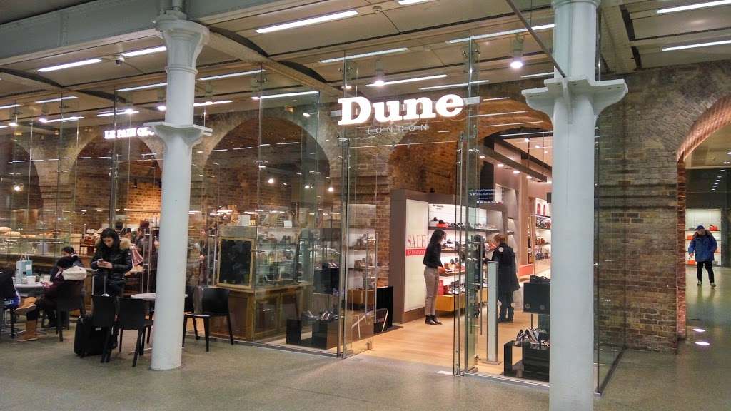 Dune | Unit 5A St Pancras International Station, Kings Cross, London N1C 4QL, UK | Phone: 020 7833 8962