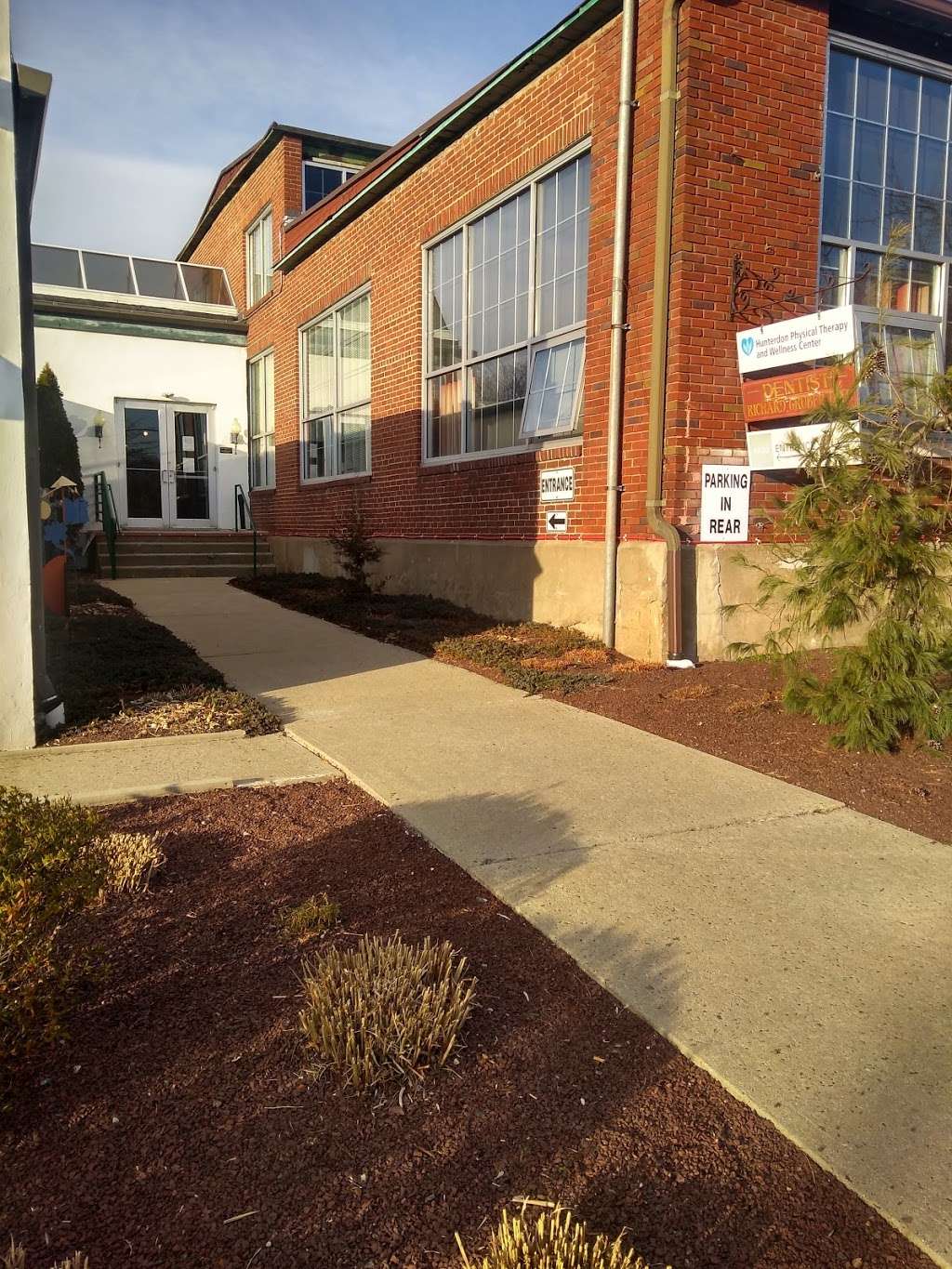 Rago Arts & Auction Center | 333 N Main St, Lambertville, NJ 08530, USA | Phone: (609) 397-9374 Rago Arts & Auction Center | 333 N Main St, Lambertville, NJ 08530, USA | Phone: (609) 397-9374