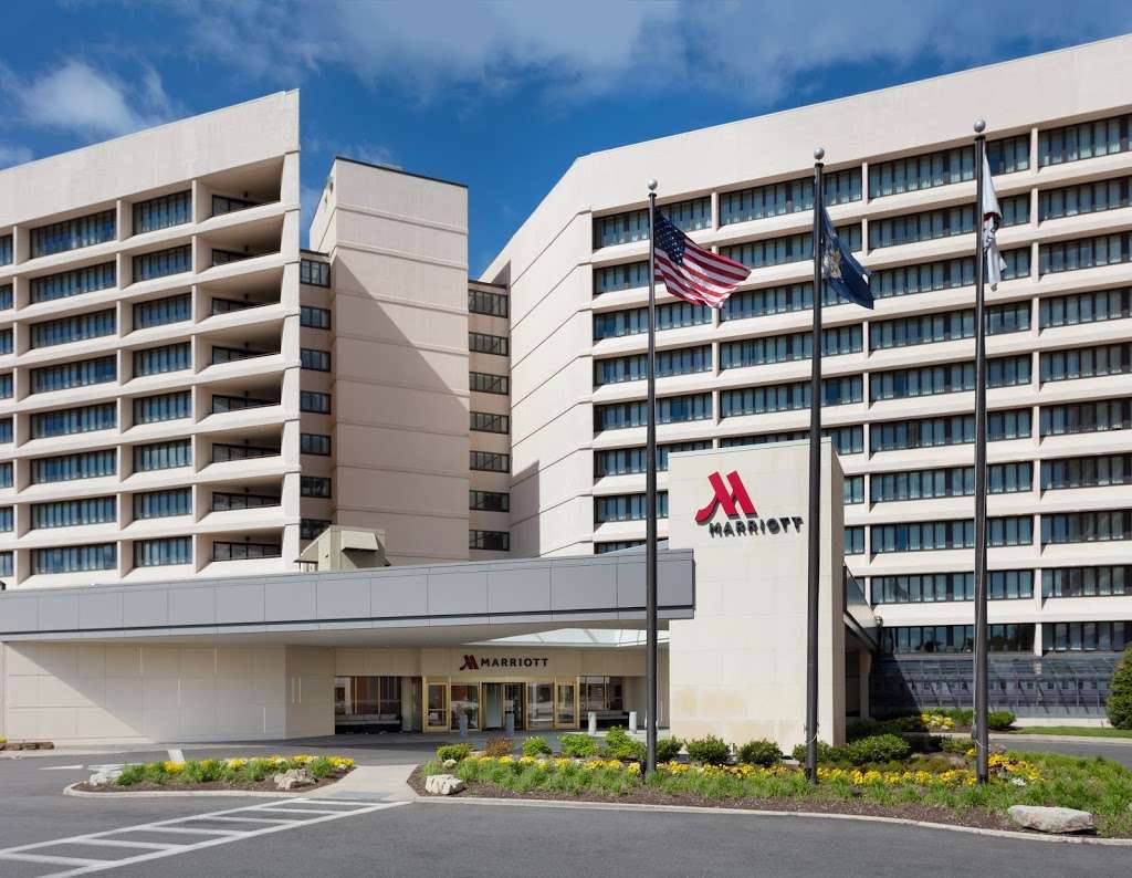 Long Island Marriott | 101 James Doolittle Blvd, Uniondale, NY 11553, USA | Phone: (516) 794-3800