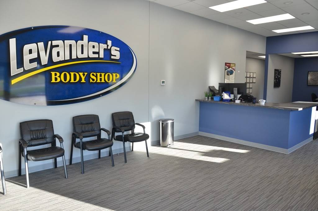 Levanders Body Shop | 6710 S 118th St, Omaha, NE 68137, USA | Phone: (402) 339-0606
