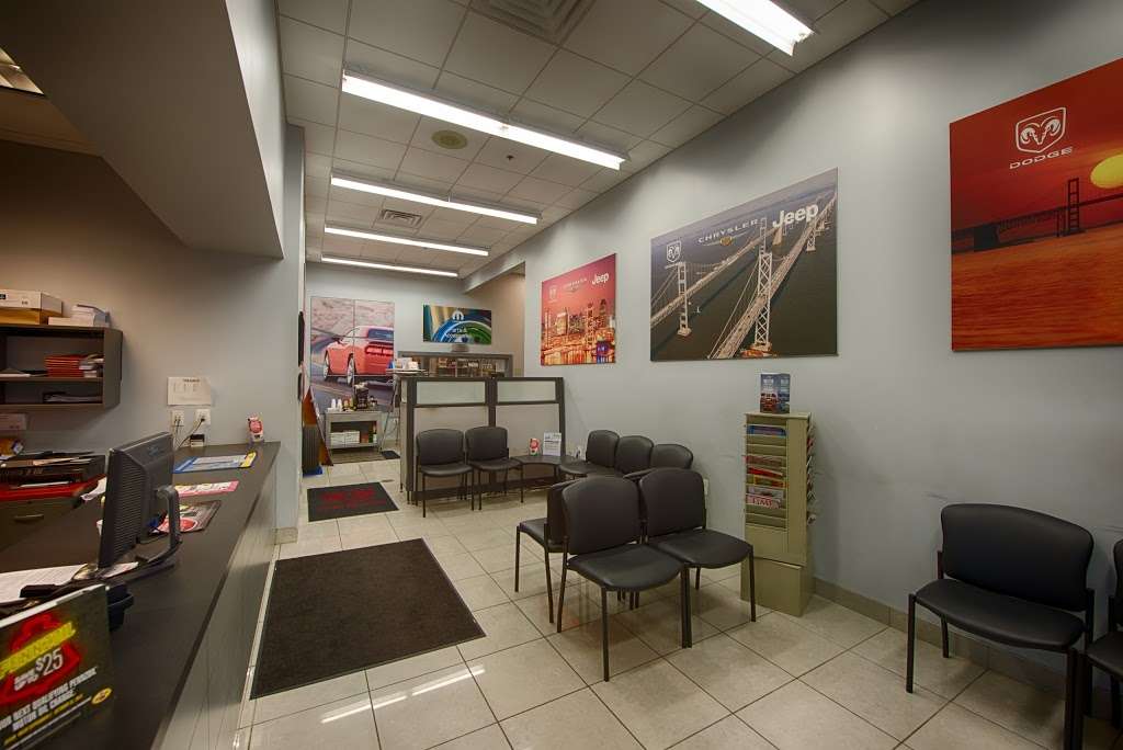 Thompson Chrysler Dodge Jeep Ram | 124 North Point Blvd, Baltimore, MD 21224, USA | Phone: (410) 288-3100