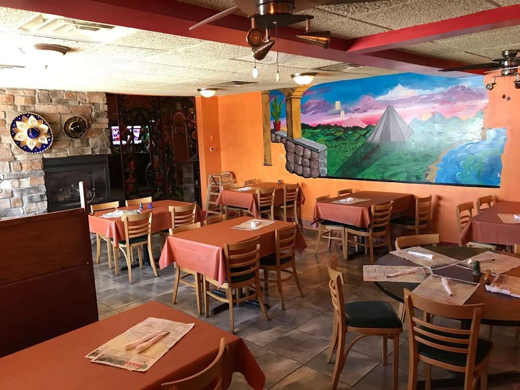 Little Mexico sullivan | 143 Main St, Sullivan, WI 53178, USA | Phone: (262) 582-3135