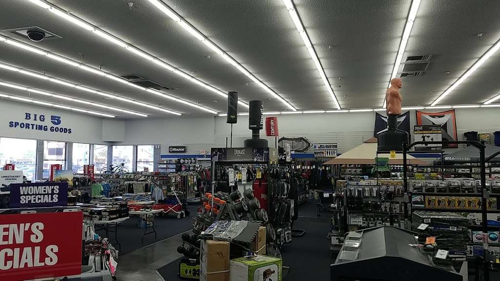 Big 5 Sporting Goods - Deer Valley | 1919 W Bell Rd, Phoenix, AZ 85023, USA | Phone: (602) 863-1309