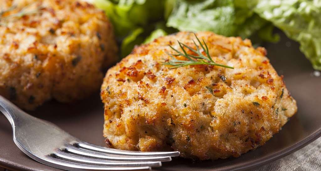Waterfront Pub & Grill | 408 State Rd 50, Delavan, WI 53115, USA | Phone: (262) 728-4700