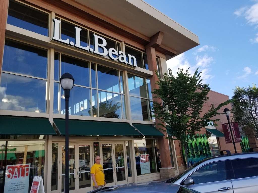 L.L. Bean | 3301 Center Valley Pkwy, Center Valley, PA 18034 | Phone: (610) 798-4400