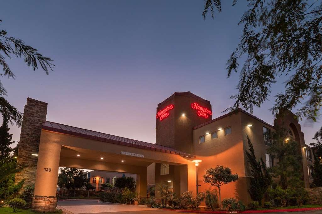 Hampton Inn San Marcos | 123 E Carmel St, San Marcos, CA 92078, USA | Phone: (760) 736-9249