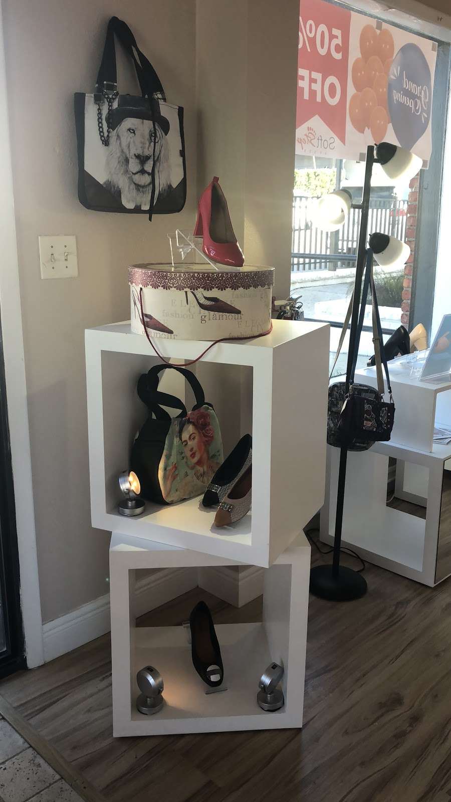 soft step shoes | 104 E 3rd Ave, Mt Dora, FL 32757, USA | Phone: (407) 757-6369