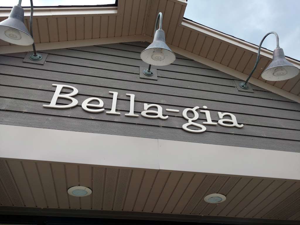 Bella-gia Boutique | 27 Main St, Oswego, IL 60543, USA | Phone: (630) 554-3265