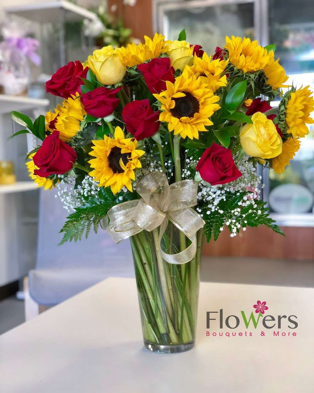 Flowers Bouquet & More | 2662 Simpson Rd, Kissimmee, FL 34744, USA | Phone: (321) 697-0200