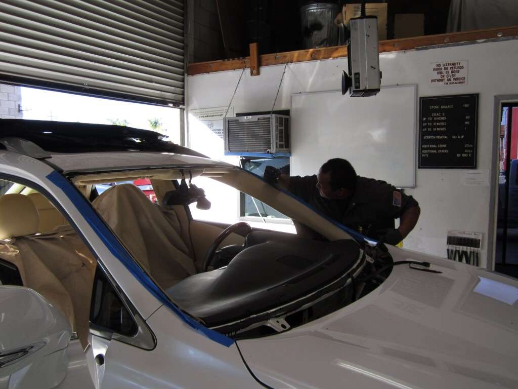 Diffo Auto Glass | 1510 Jerome Ave, The Bronx, NY 10452, USA | Phone: (718) 716-2409