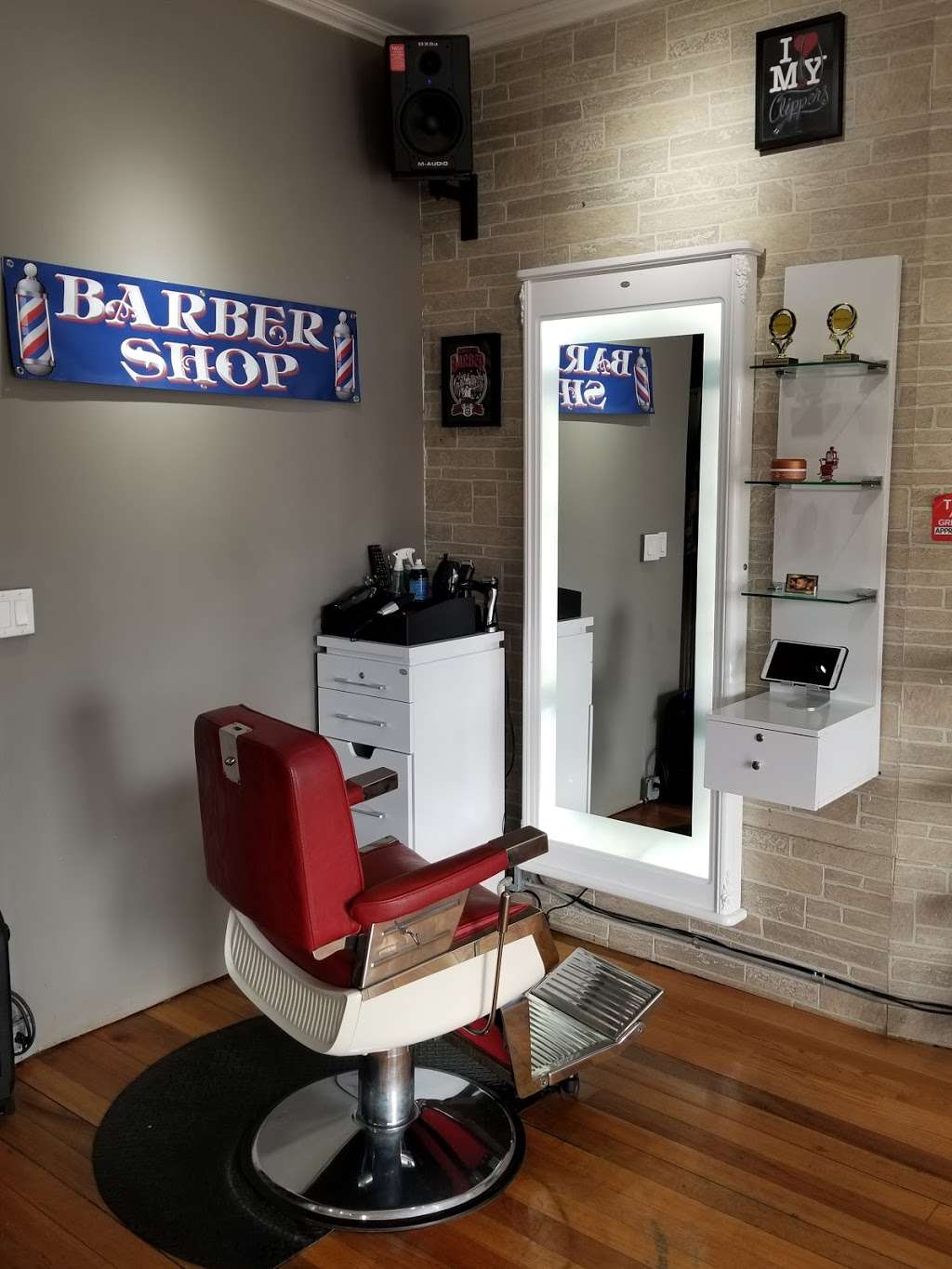 Camilos barber shop | 274 Centre Ave, Secaucus, NJ 07094, USA | Phone: (201) 888-8504