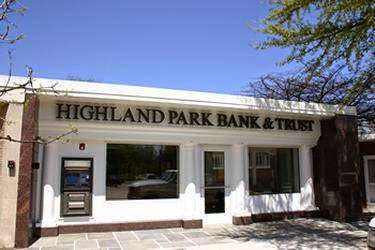 Highland Park Bank & Trust | 643 Roger Williams Ave, Highland Park, IL 60035 | Phone: (847) 266-0300