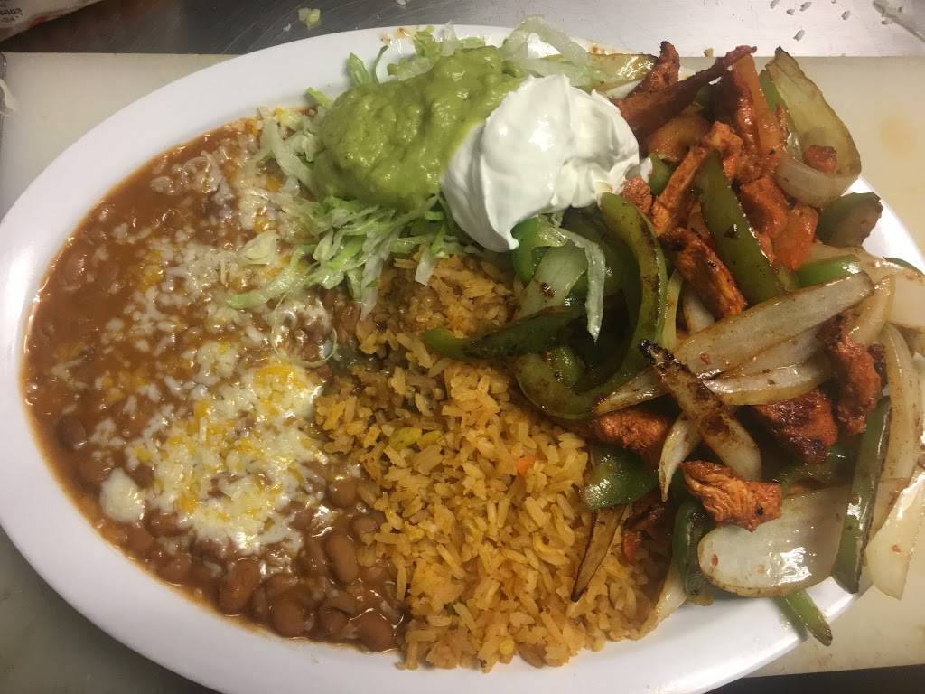 Hot Chile Mexican Food | 11061 Balboa Blvd, Granada Hills, CA 91344, USA | Phone: (818) 832-9983