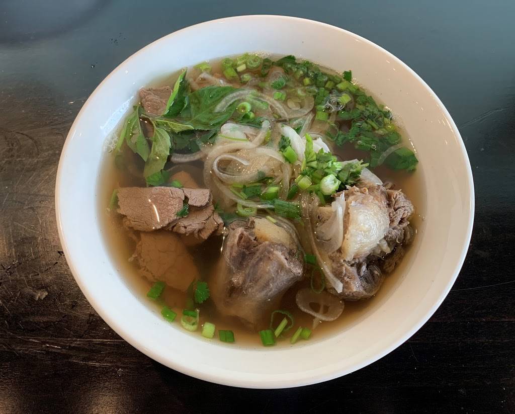 Pho Amour | 16421 Sierra Lakes Pkwy #300, Fontana, CA 92336, USA | Phone: (909) 320-8880