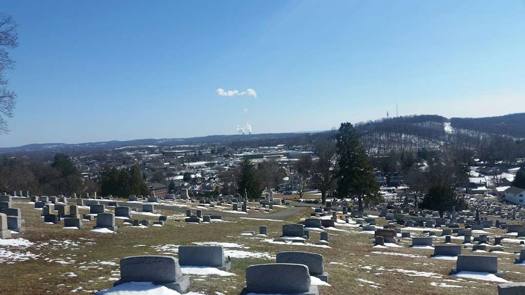 Fairview Cemetary Assn | Boyertown, PA 19512, USA | Phone: (610) 367-2309