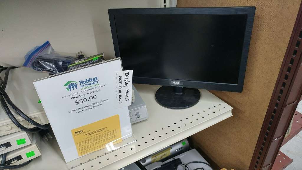 Habitat For Humanity-Resale And Donations | 440 E Main St, Chesterfield, IN 46017 | Phone: (765) 378-2000