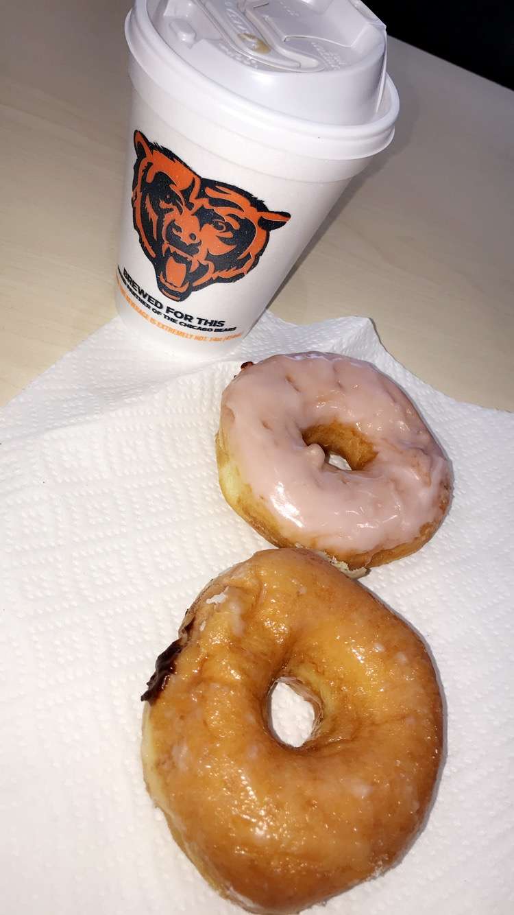 Dunkin Donuts | 812 E Chicago St, Elgin, IL 60120, USA | Phone: (847) 841-7411