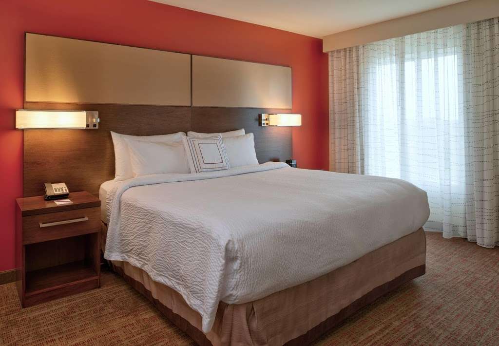 Residence Inn by Marriott Chicago Bolingbrook | 180 Remington Blvd, Bolingbrook, IL 60440, USA | Phone: (630) 332-5200