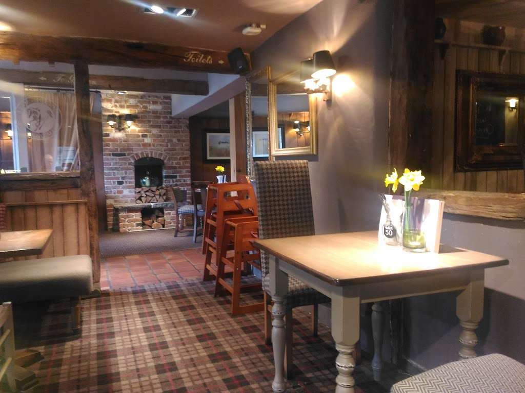 The Running Mare | Running Mare Ln, Chelmsford CM2 8PN, UK | Phone: 01245 253031