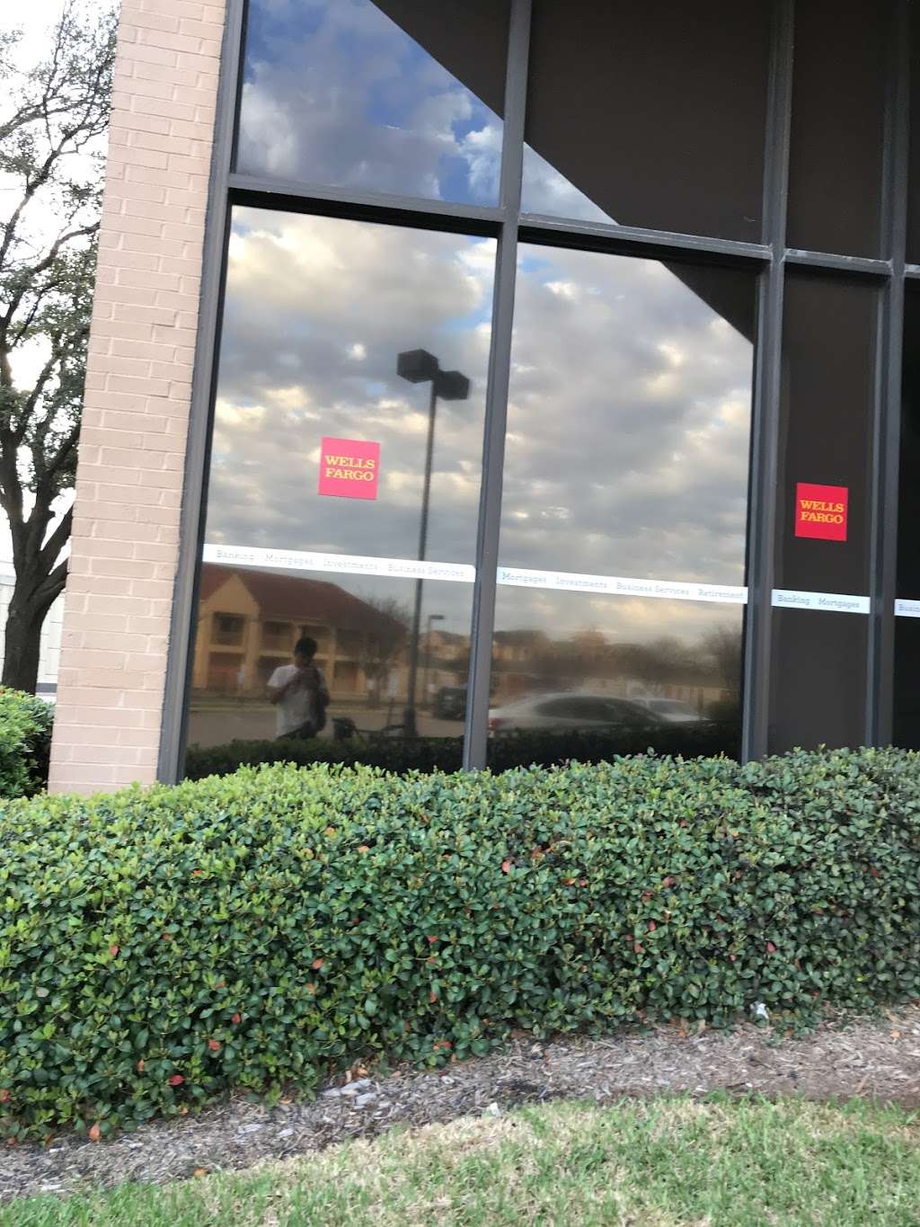 Wells Fargo Bank | 12200 Northwest Fwy 1st Fl, Houston, TX 77092, USA | Phone: (713) 209-6600