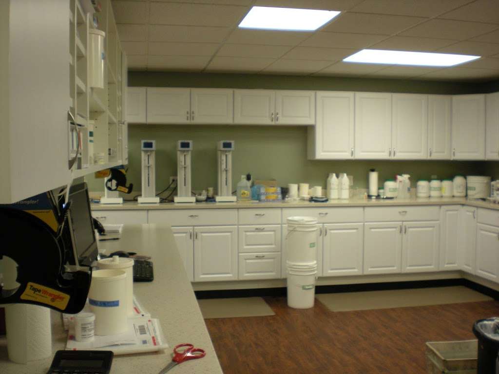 A&R Pharmacy | 445 E Mill St, Liberty, MO 64068 | Phone: (816) 415-9995