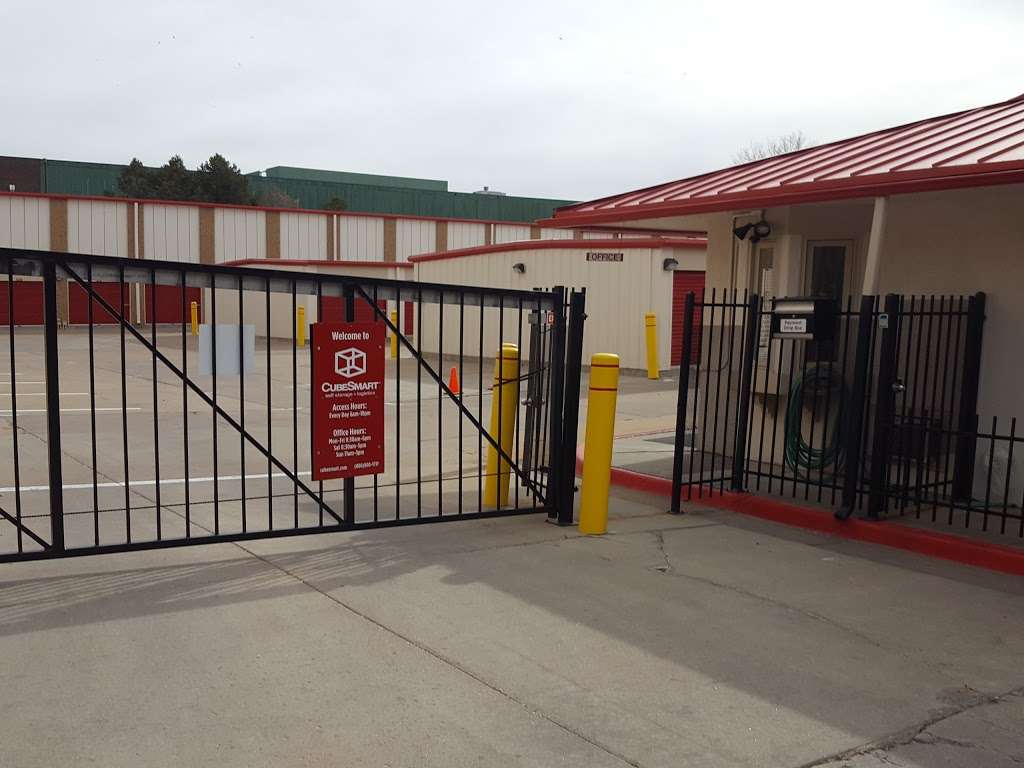 CubeSmart Self Storage | 5353 E County Line Rd, Littleton, CO 80122, USA | Phone: (303) 740-6042