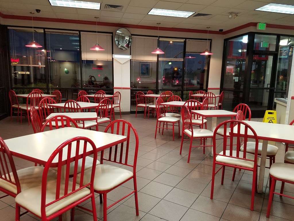 Arbys | 15122 Bear Valley Rd, Victorville, CA 92392, USA | Phone: (760) 952-2606