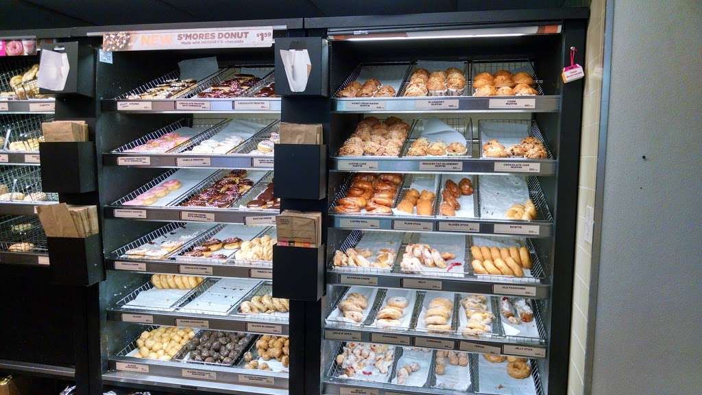 Dunkin Donuts | 329 Merrick Ave, East Meadow, NY 11554, USA | Phone: (516) 542-6155