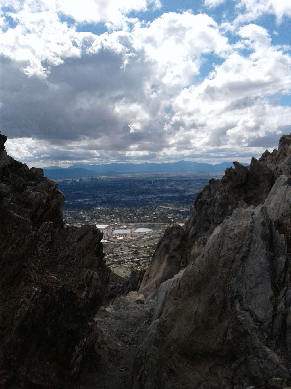 Piestewa Peak Park | 2701 E Squaw Peak Dr, Phoenix, AZ 85016, USA | Phone: (602) 261-8318