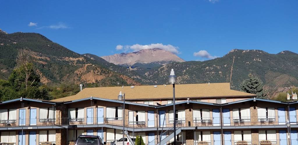 Silver Saddle Motel | 215 Manitou Ave, Manitou Springs, CO 80829, USA | Phone: (719) 685-5611