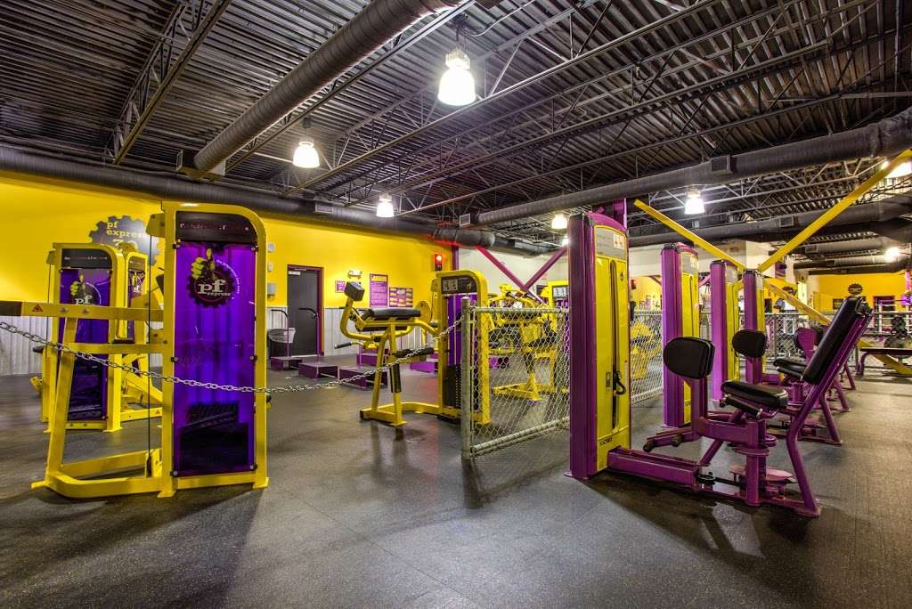 Planet Fitness | 5920 Metropolis Way, Orlando, FL 32811, USA | Phone: (407) 473-6086