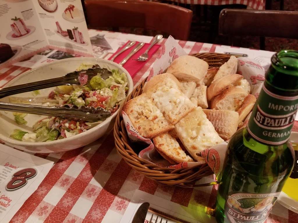 Buca di Beppo Italian Restaurant | 7111 W Ray Rd, Chandler, AZ 85226, USA | Phone: (480) 785-7272