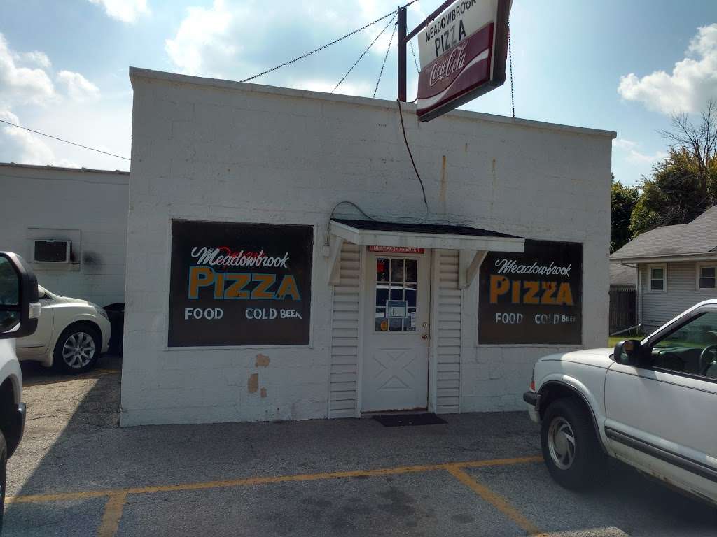 Meadowbrook Pizza | 5 W 37th St, Anderson, IN 46013 | Phone: (765) 644-0929