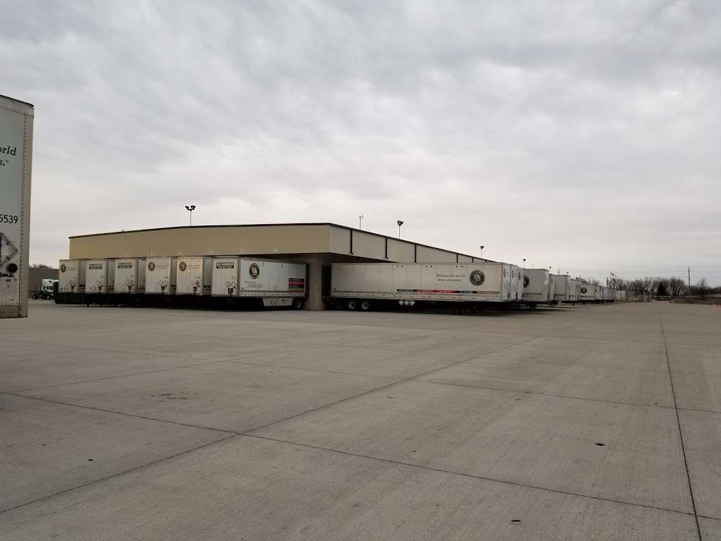 Old Dominion Freight Line | 2150 Aucutt Rd, Montgomery, IL 60538, USA | Phone: (630) 892-0403