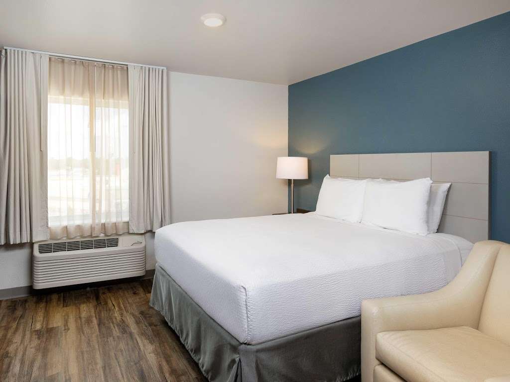 WoodSpring Suites Signature Houston IAH Airport | 18028 Highway 59 N, Humble, TX 77396 | Phone: (832) 960-7133