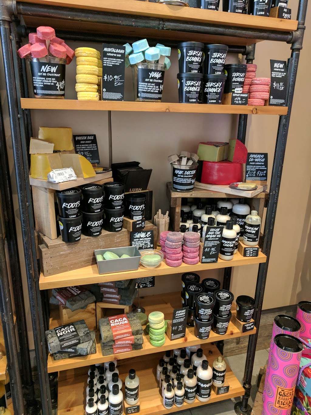 Lush | 2120 Festival Plaza Dr, Las Vegas, NV 89135 | Phone: (702) 869-1118