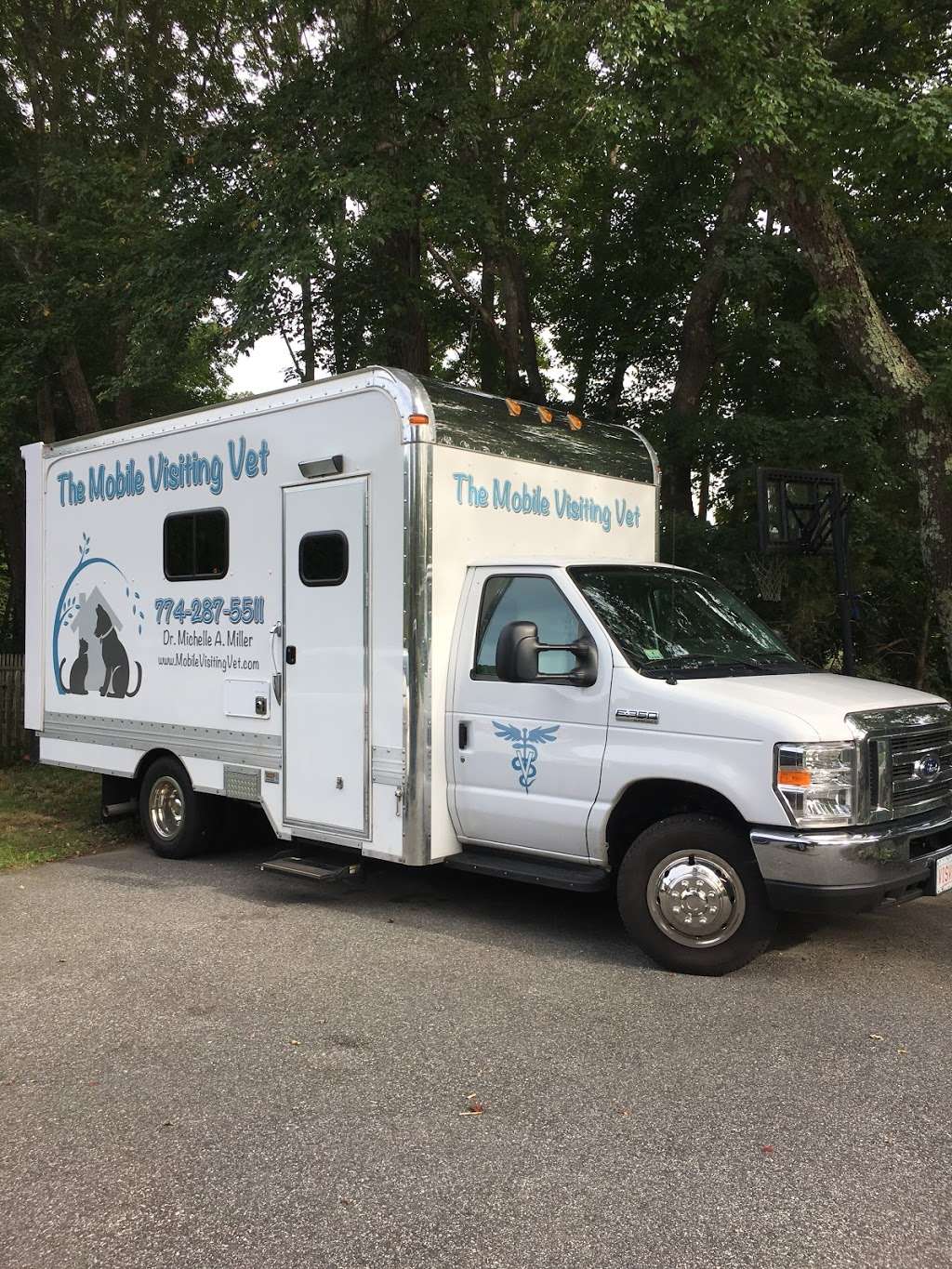 Mobile Visiting Vet | Blackstone, MA | Phone: (774) 287-5511