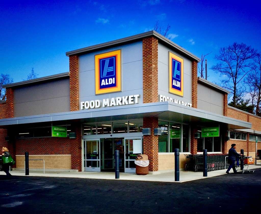 ALDI | 17010 Jefferson Davis Hwy, Dumfries, VA 22026, USA | Phone: (855) 955-2534