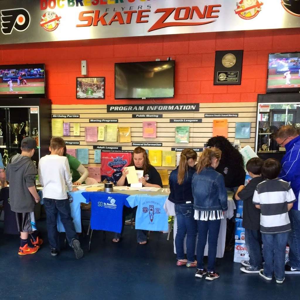 Jefferson Health Flyers Skate Zone | 3200, 10990 Decatur Rd, Philadelphia, PA 19154, USA | Phone: (215) 618-0050