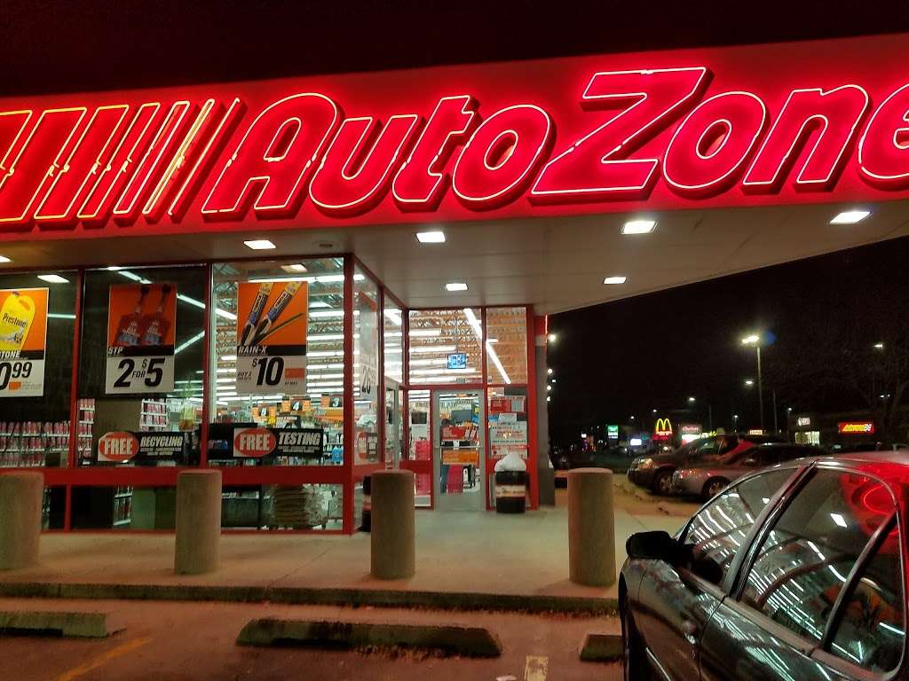AutoZone Auto Parts | 409 E Cass St, Joliet, IL 60432, USA | Phone: (815) 722-3053