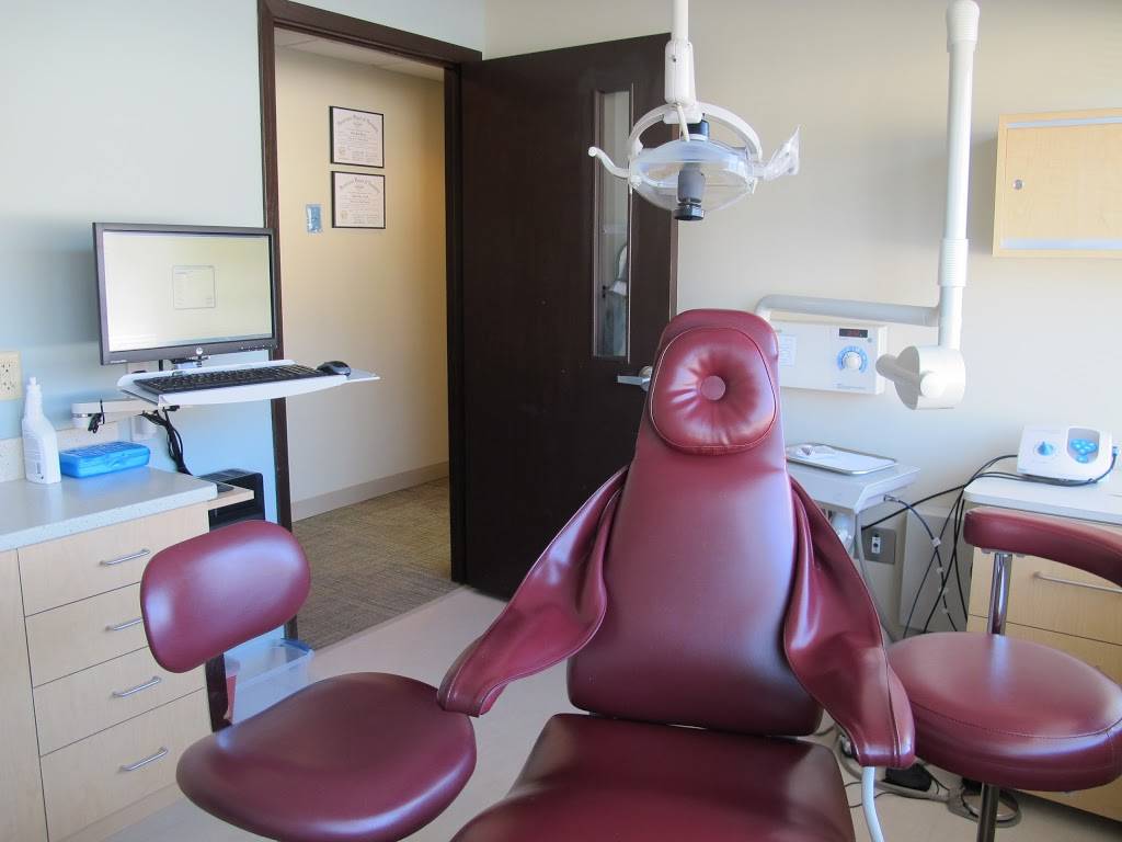 Community Dental Care, Robbinsdale | 3359 W Broadway Ave, Robbinsdale, MN 55422, USA | Phone: (763) 270-5776