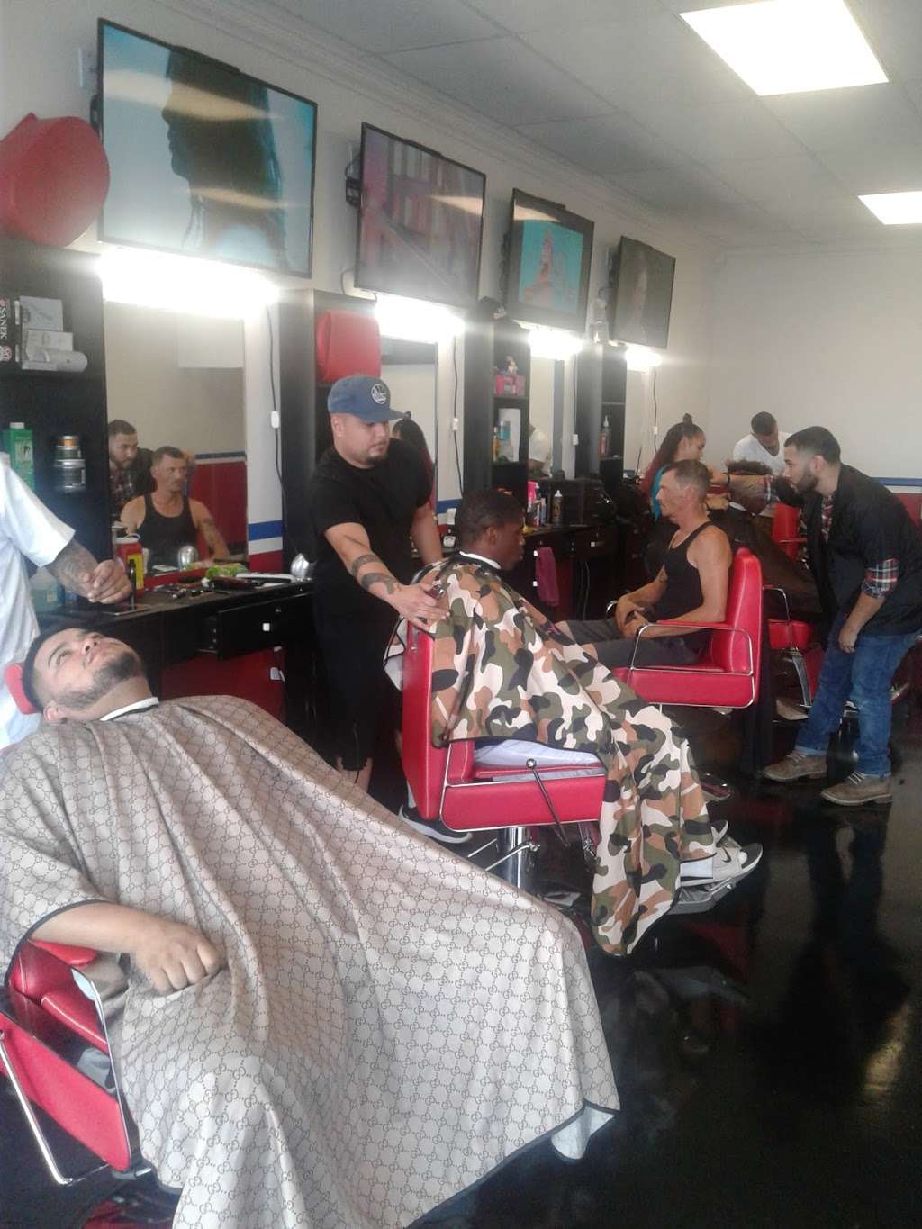 Supreme Kutz Barber shop | 14141 Nacogdoches Rd #105, San Antonio, TX 78247, USA | Phone: (210) 994-8278