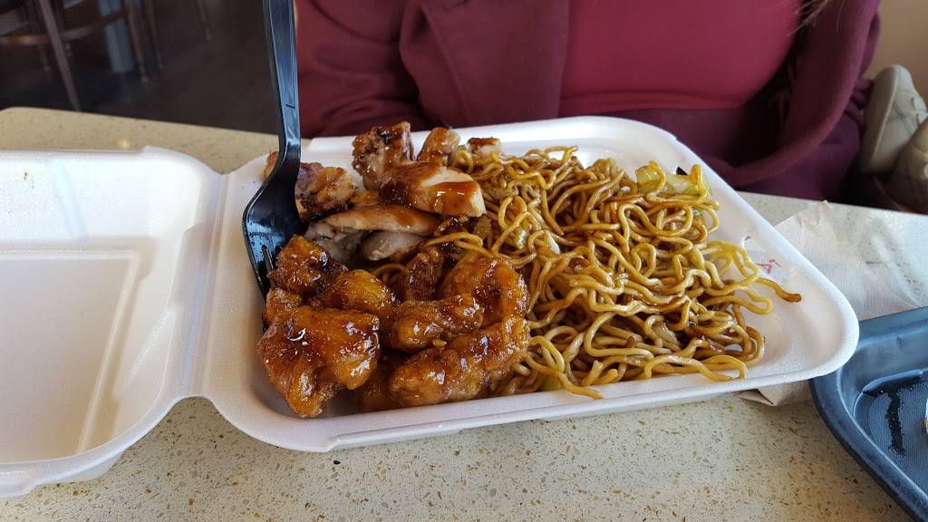 Panda Express | 14049 W Whitesbridge Ave, Kerman, CA 93630 | Phone: (559) 846-8998