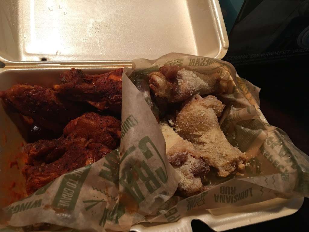 Wingstop | 7039 FM 1464 #210, Richmond, TX 77407 | Phone: (281) 240-9464