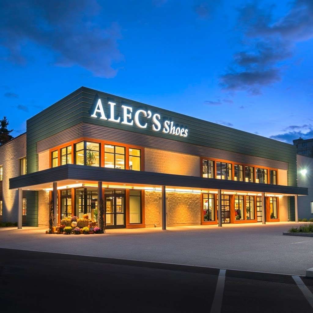 Alecs Shoe Store | 1617 Southwood Dr, Nashua, NH 03063, USA | Phone: (603) 882-6811