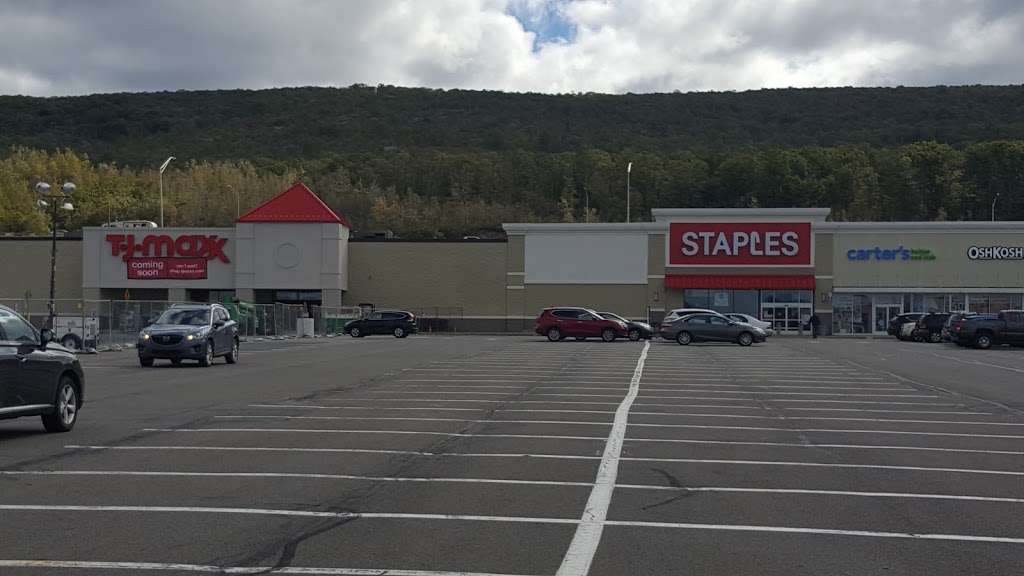 Staples | 453 Arena Hub Plaza, Wilkes-Barre Township, PA 18702, USA | Phone: (570) 824-8304